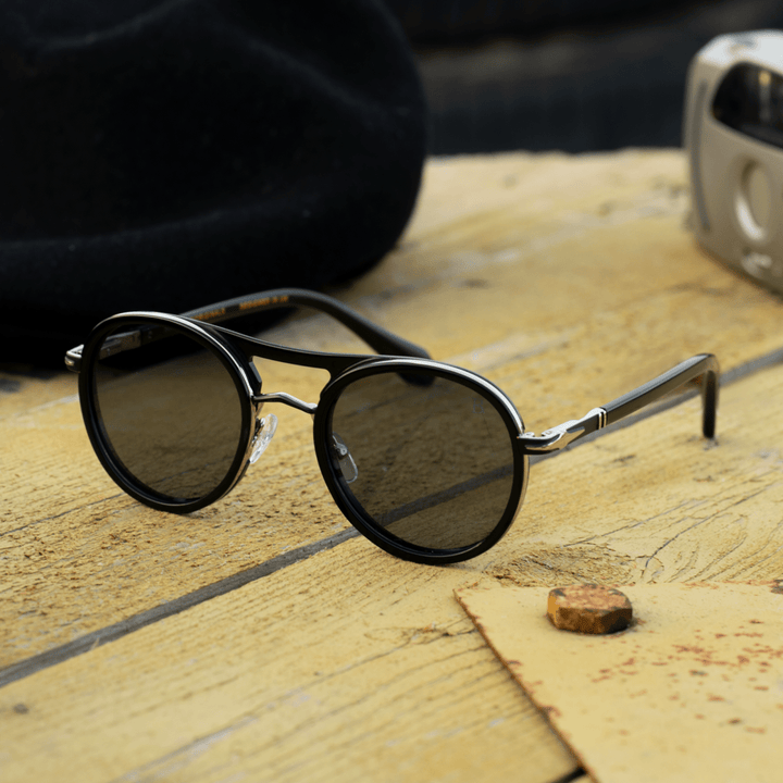 Begonia: Lunettes de soleil de luxe Noir Argenté - Bleather Maroc