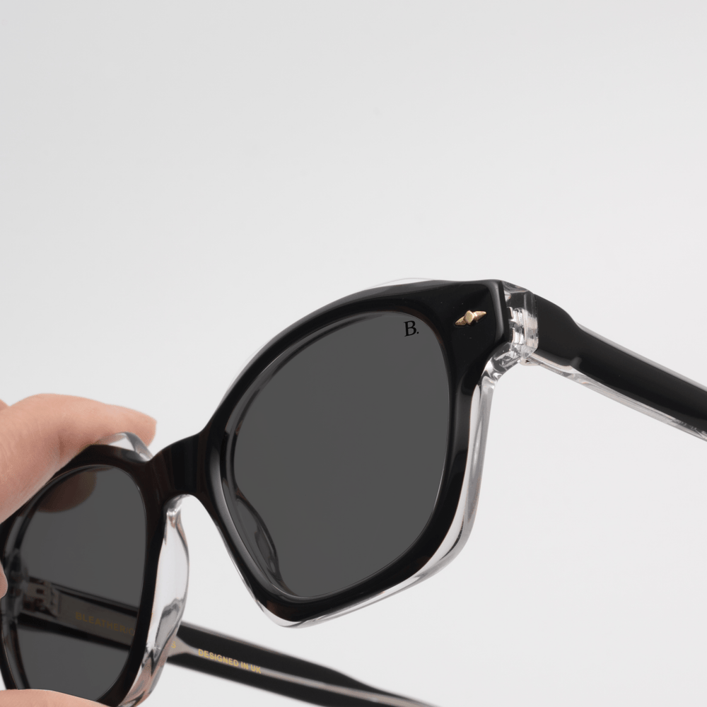 Crown: Lunettes de soleil de luxe Noir transparent - Bleather Maroc
