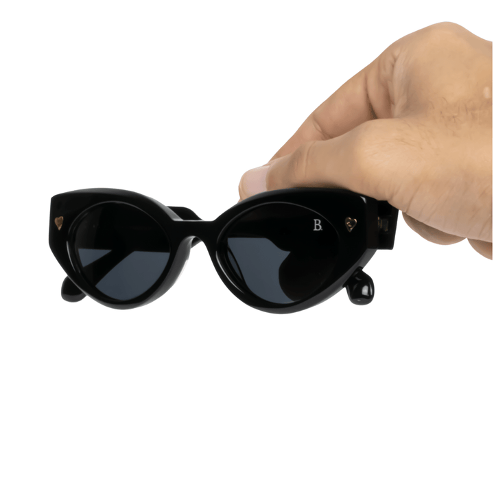 Heart: Lunettes de soleil de luxe Noir - Bleather Maroc
