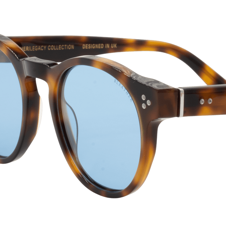 Lio: Lunettes de soleil de luxe Bleu trans/Havane - Bleather Maroc