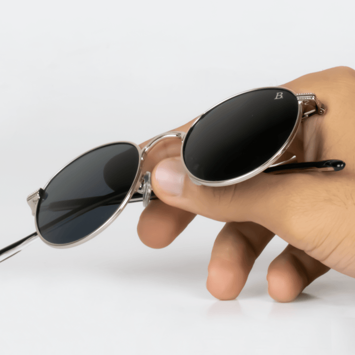 Solana: Lunettes de soleil de luxe Gris - Bleather Maroc